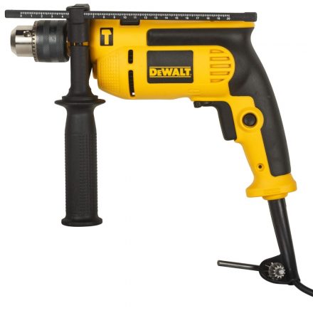 DeWalt  DWD024-QS Ütvefúrógép 701W karton